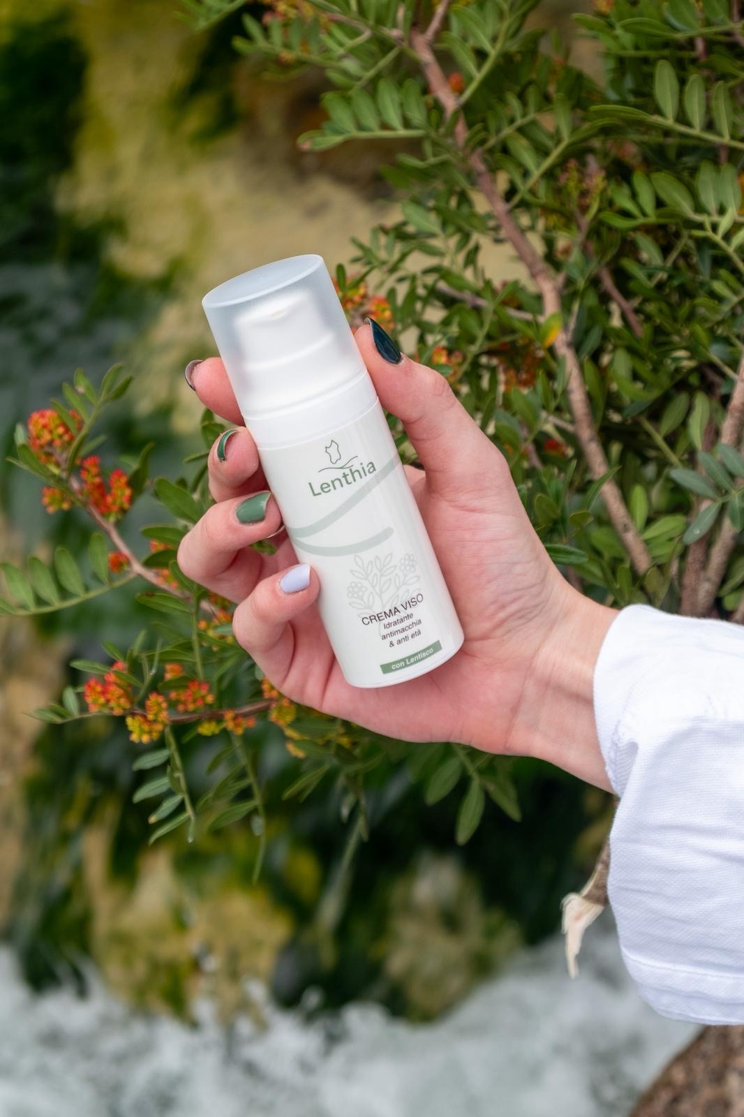 Lenthia – Crema Viso Idratante, Antimacchia & Anti-Età al Lentisco (50 ml)